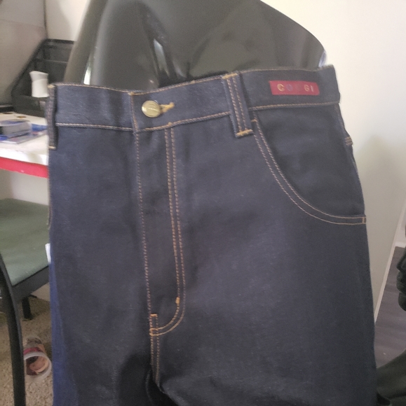 Coogi Raw Shorts - Picture 4 of 5